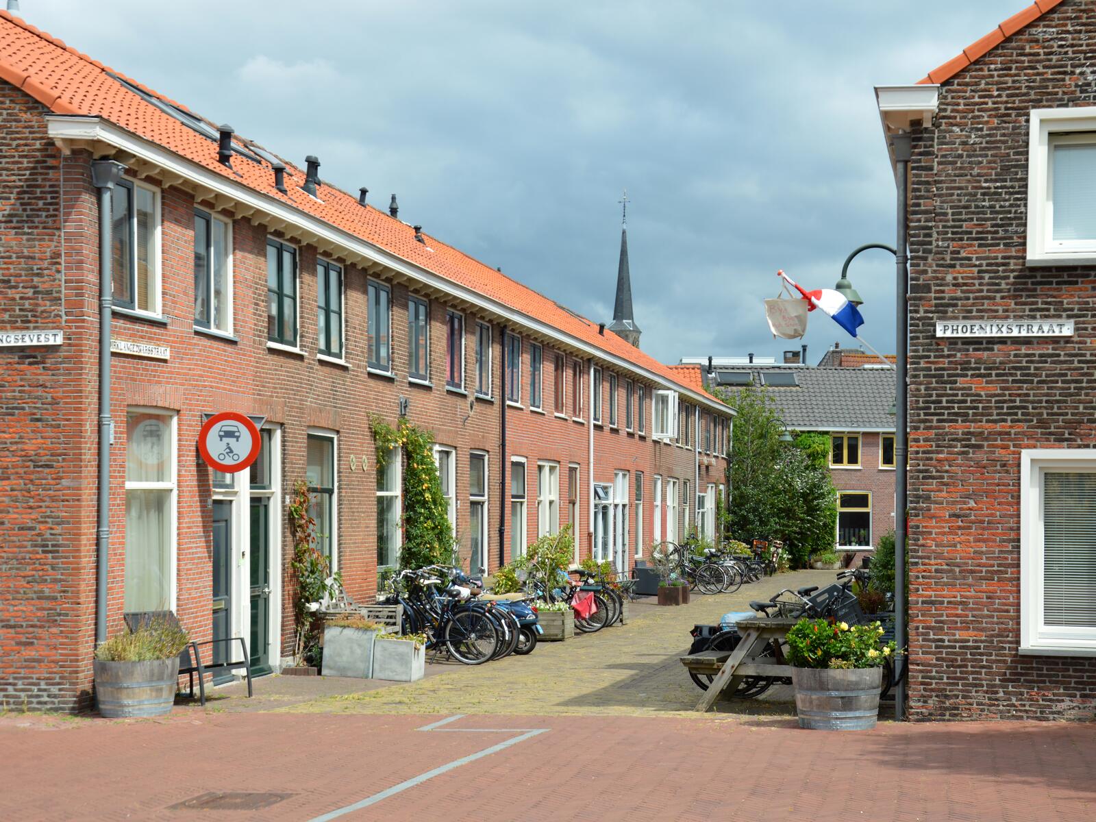 Bakstenen gevel van een Nederlandse woning